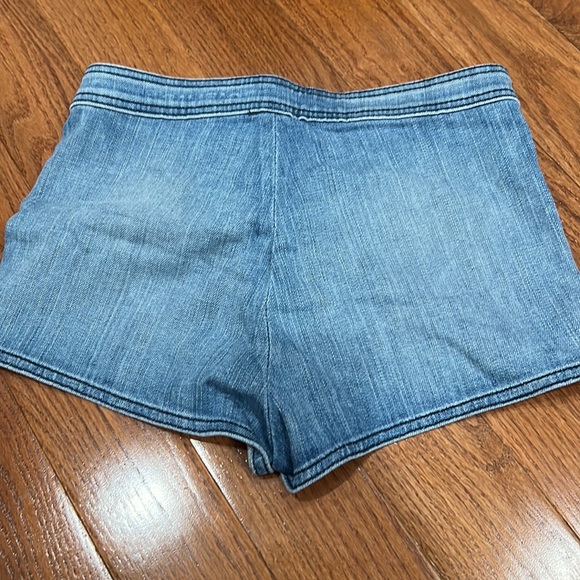 Jean shorts. - Picture 3 of 3